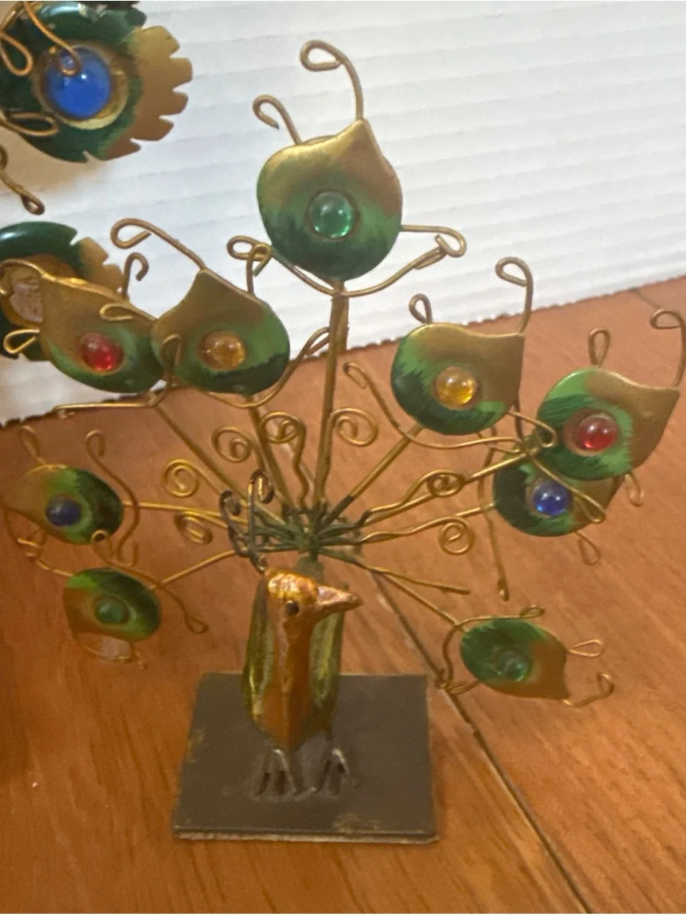 VTG MCM Metal Wire Peacock Sculpture Set 2pc Pier 1 Multicolor Gems Jewels Boho